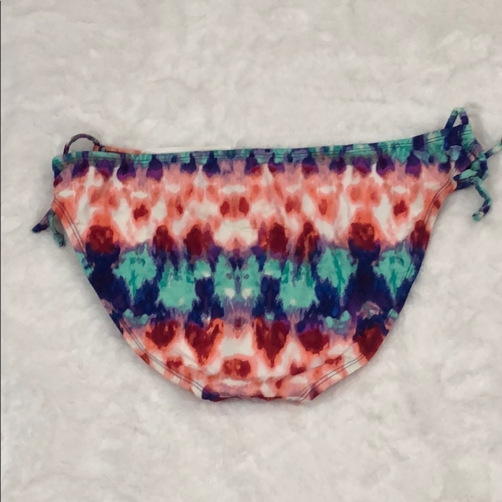 Kenneth Cole Bikini Bottoms Size Large - Picture 3 of 5